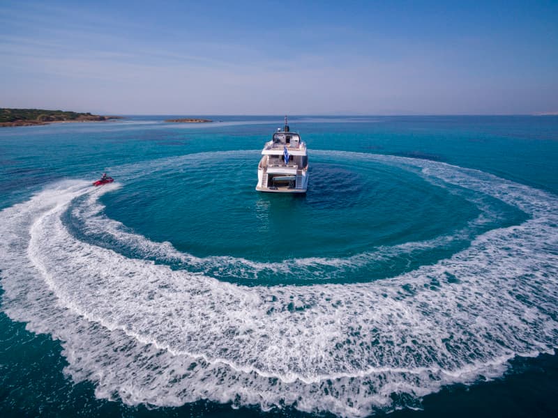 Motoryacht - photo 13