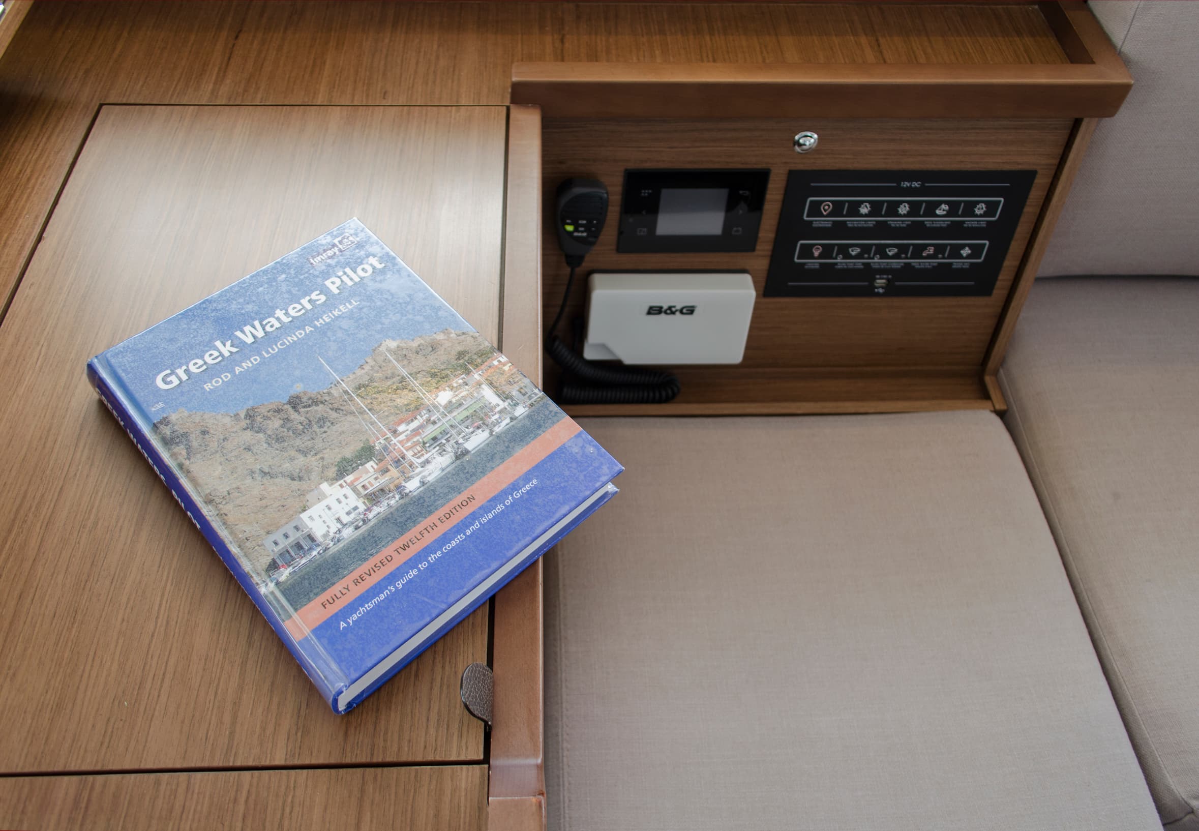 Lagoon 40 - photo 14