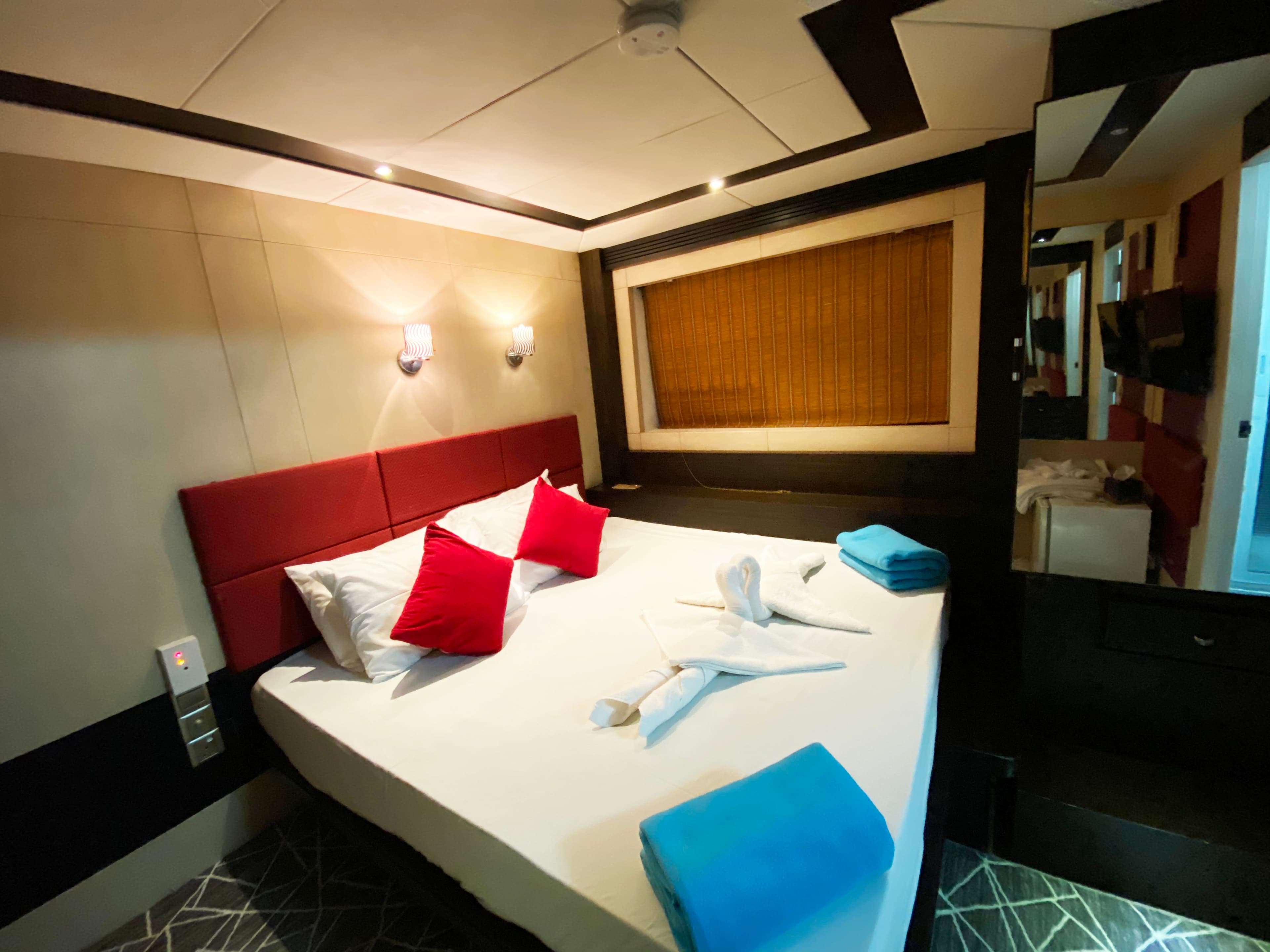 Motoryacht - photo 10