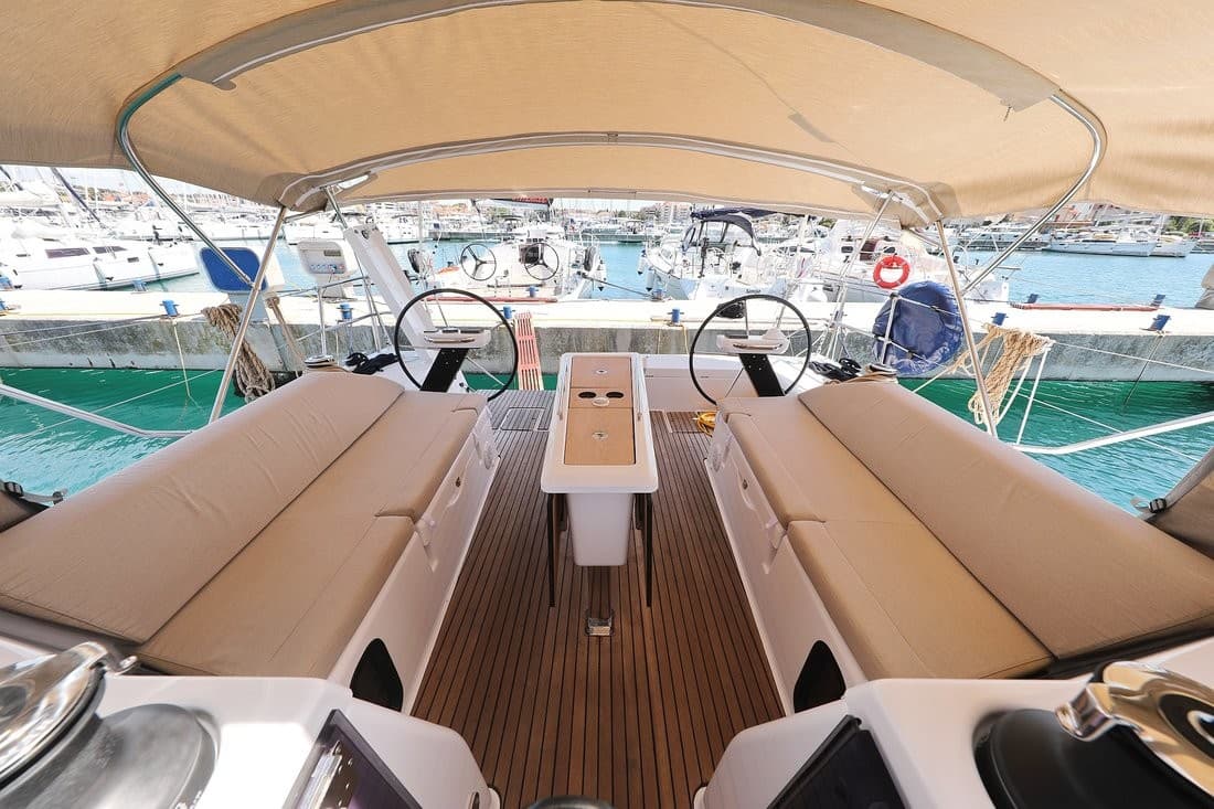 Dufour 430 - photo 4