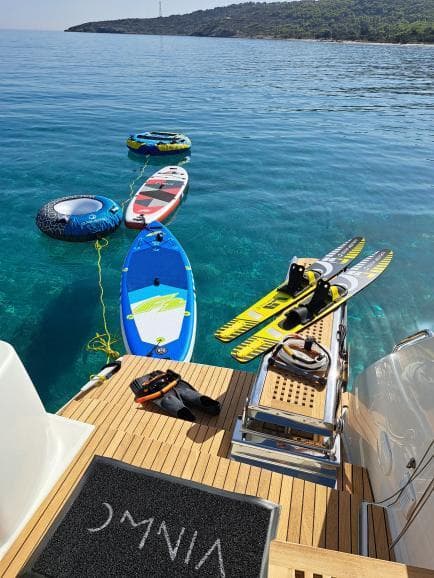 Lagoon 46  - photo 17