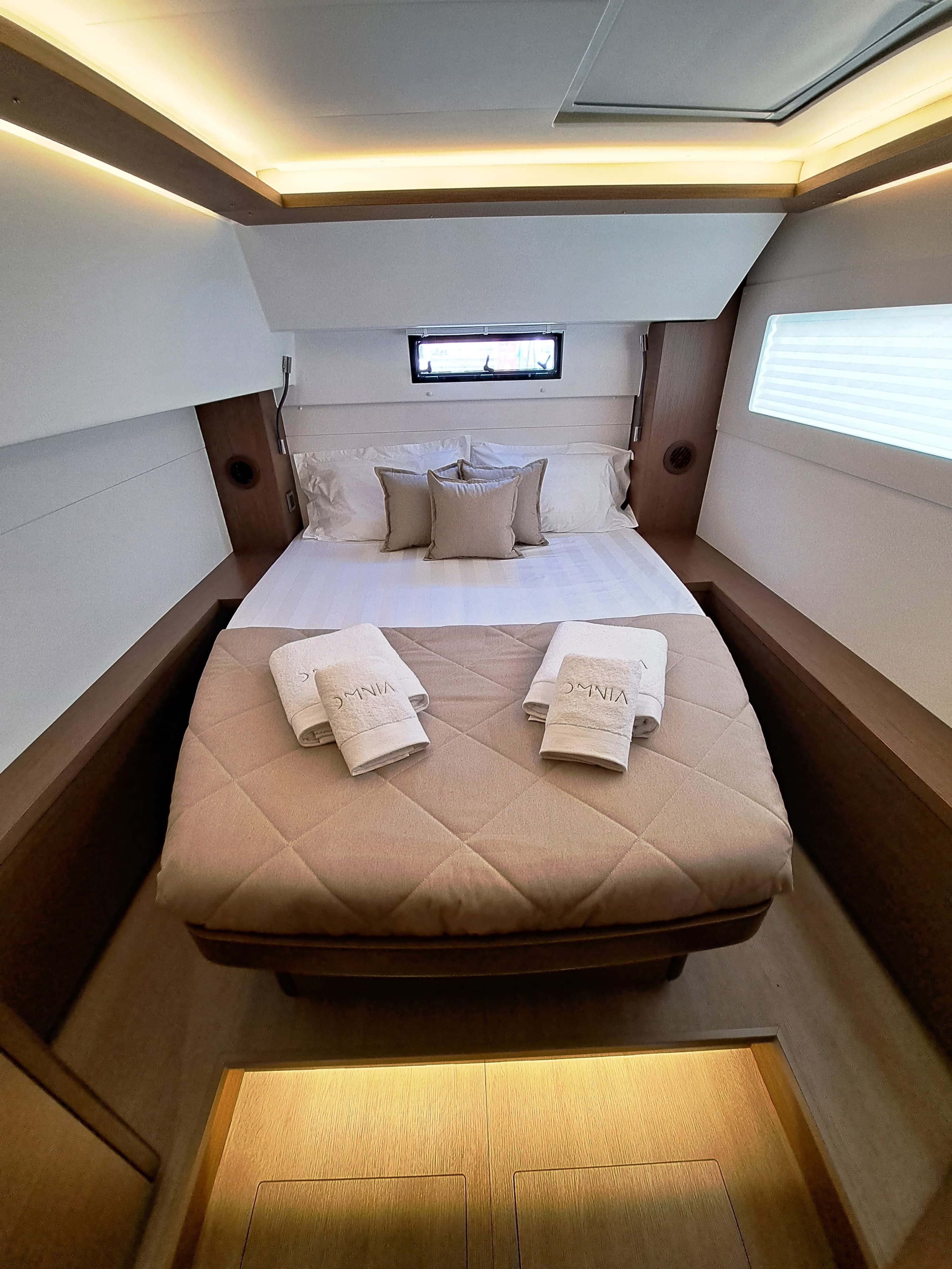 Lagoon 46  - photo 26