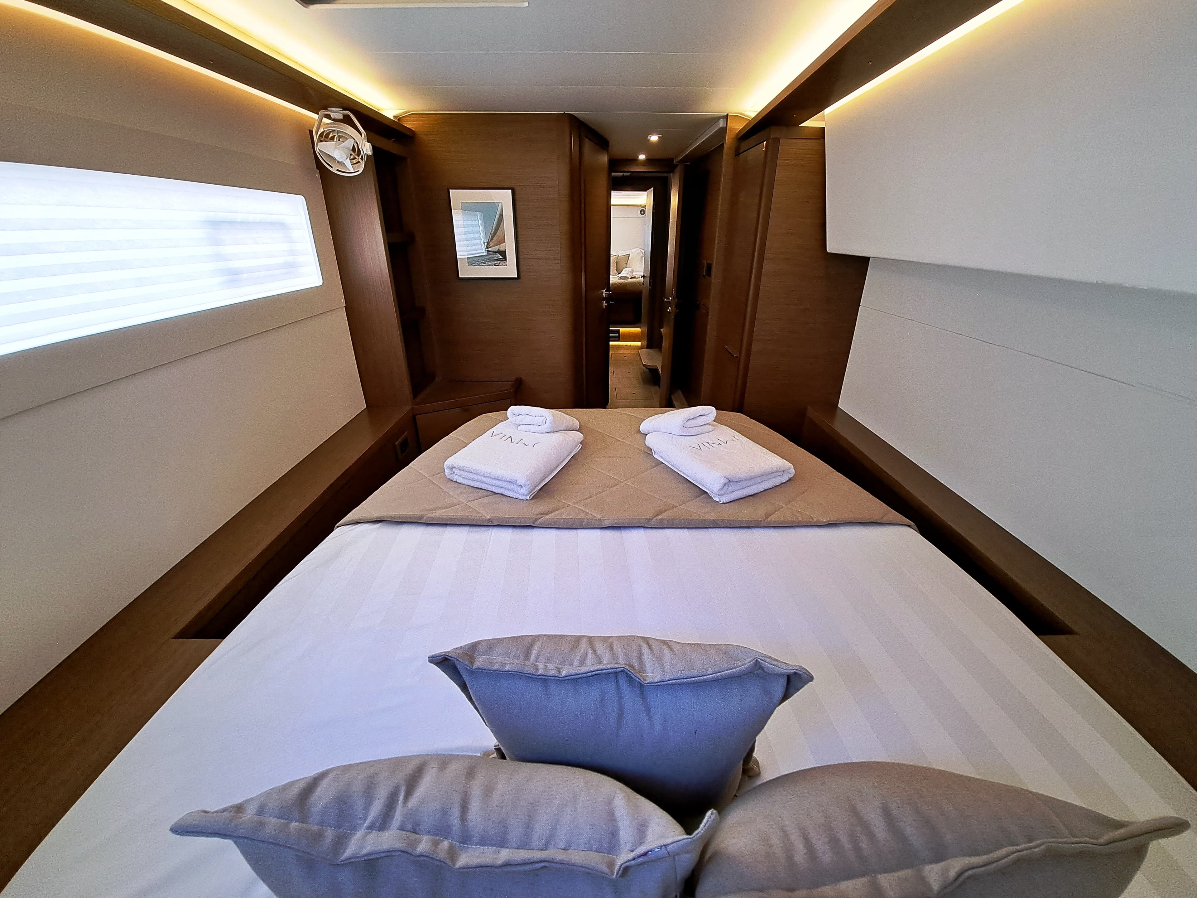 Lagoon 46  - photo 39