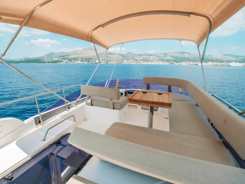 Bavaria E40 Fly - photo 8