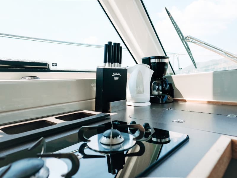 Bavaria E40 Fly - photo 23