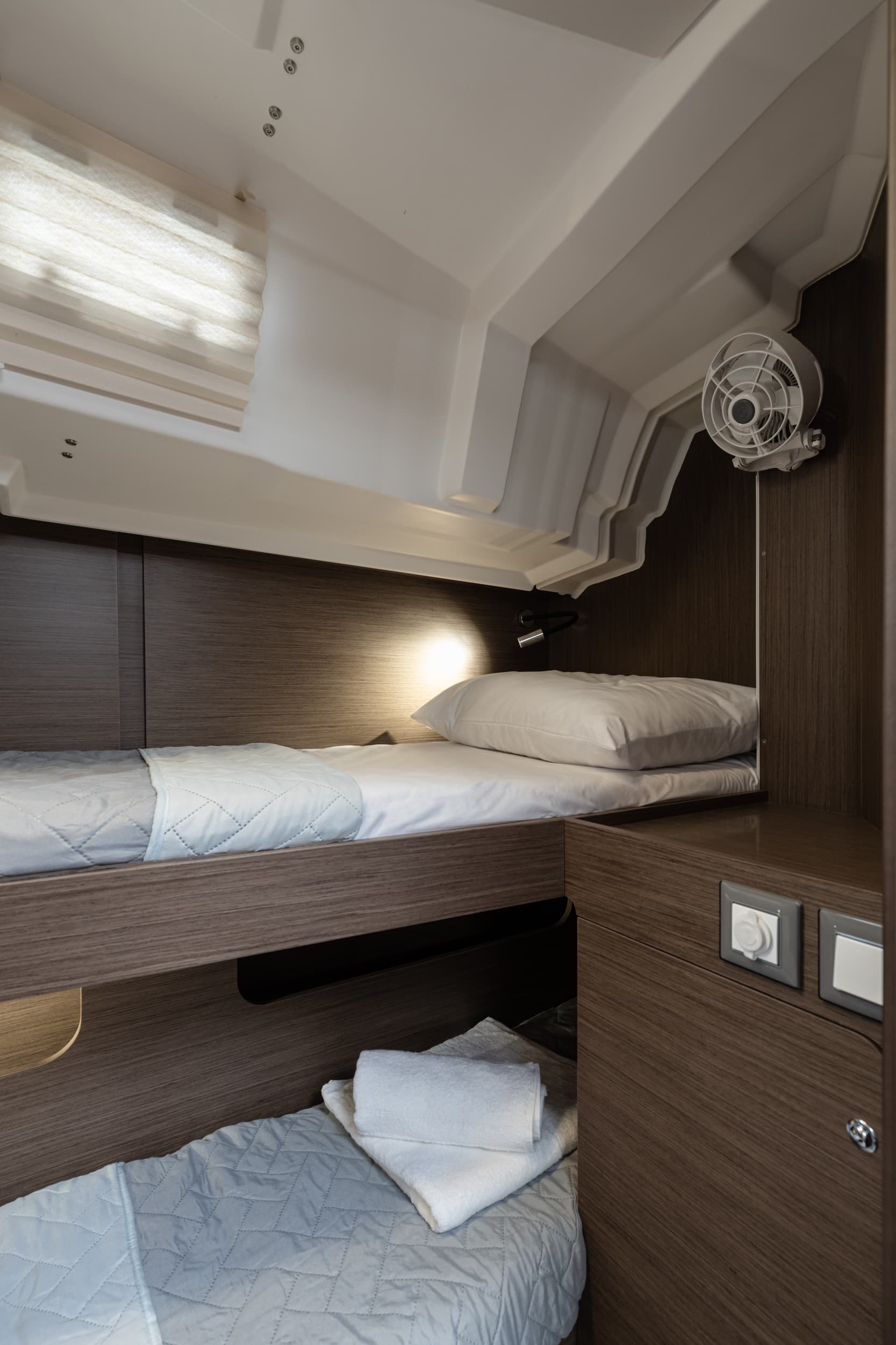 Oceanis 46.1 - photo 8