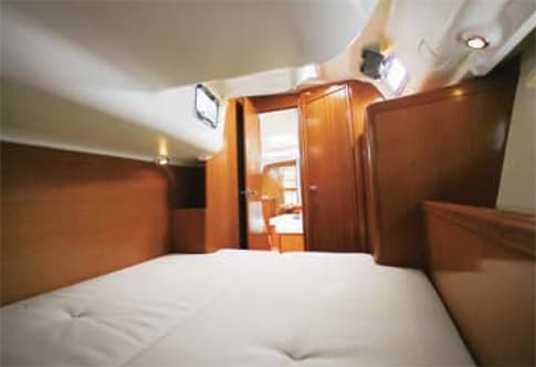 Oceanis 40 - photo 9