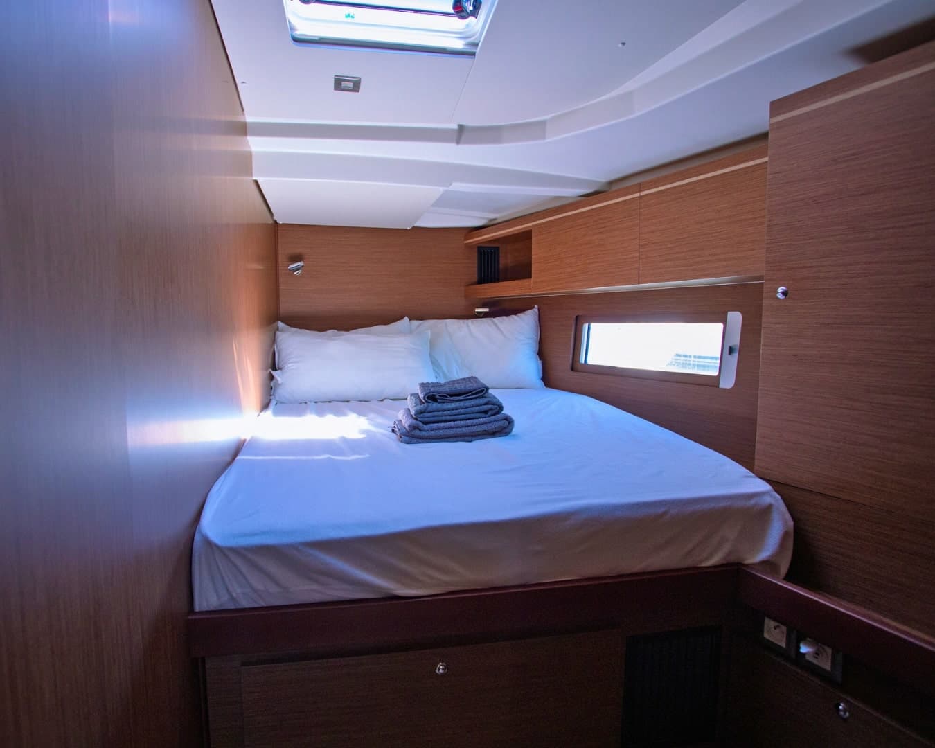 Oceanis 51.1 - photo 14