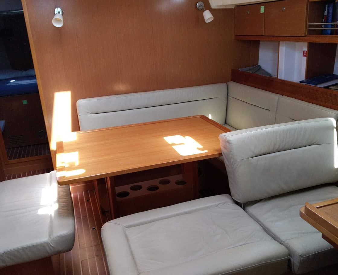 Bavaria 45 Cruiser - photo 6