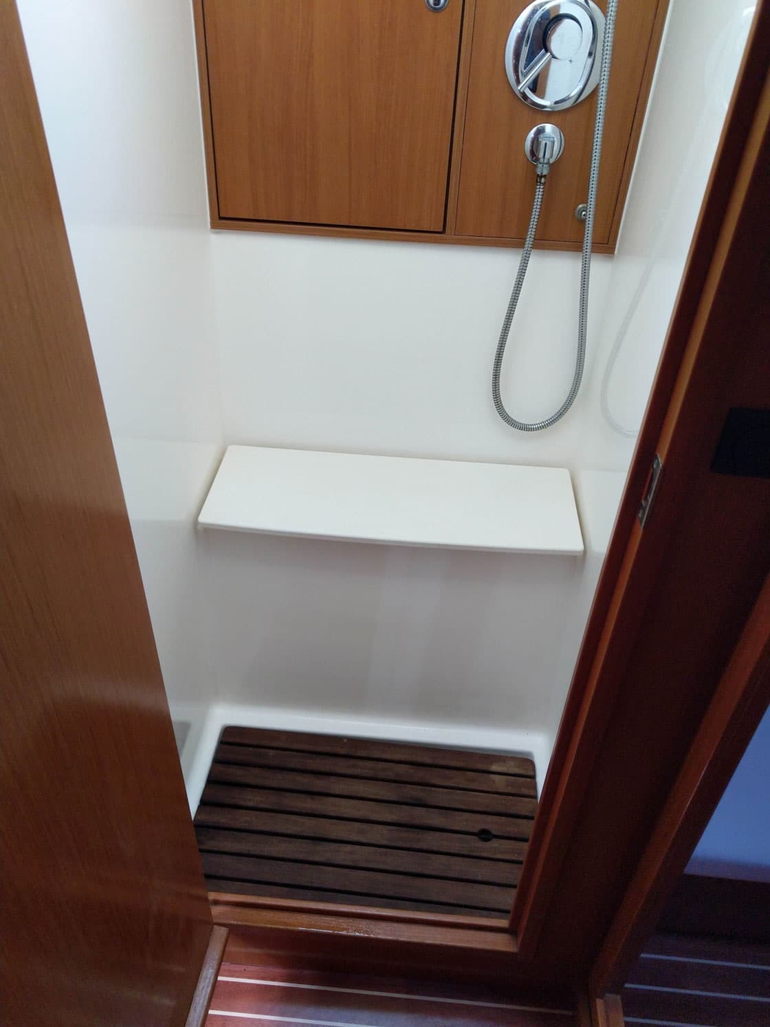 Bavaria 45 Cruiser - photo 5