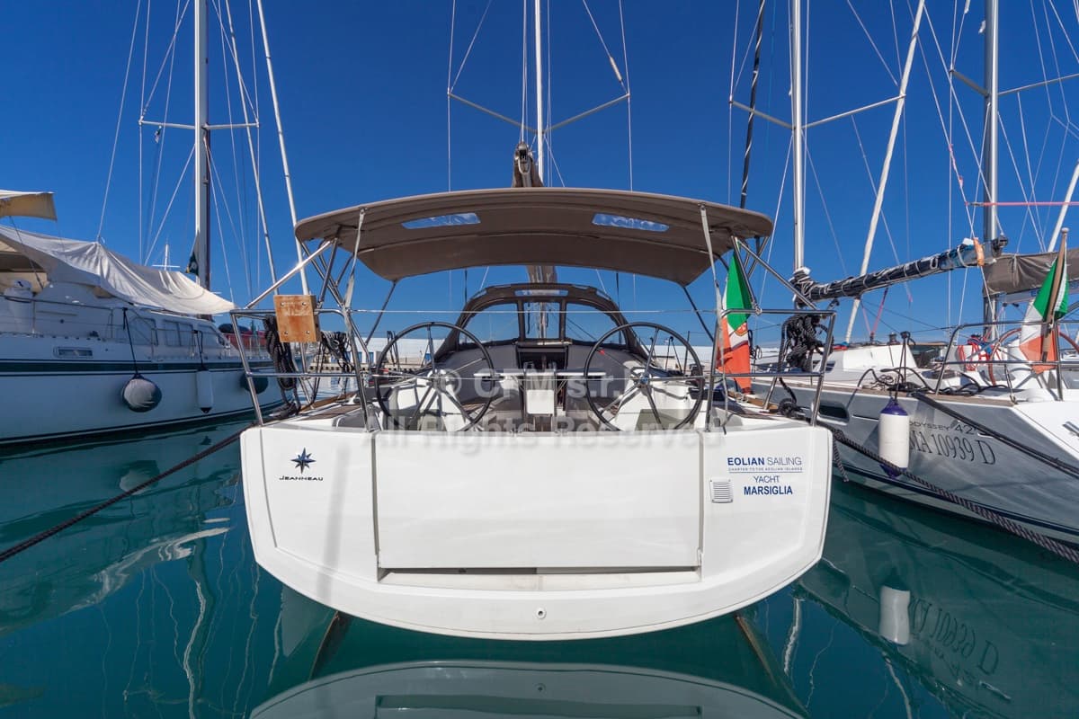 Sun Odyssey 349 - photo 4