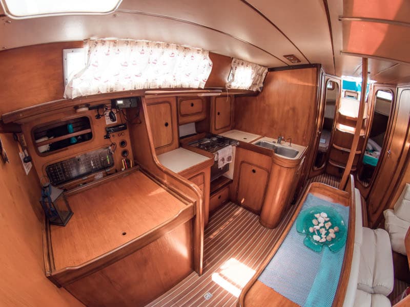 Beneteau 50 - photo 11