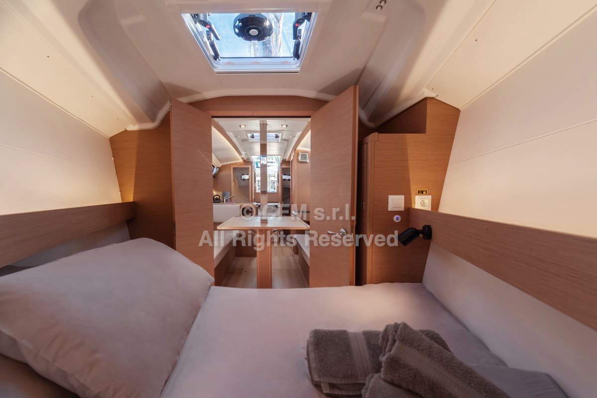 Sun Odyssey 349 - photo 10