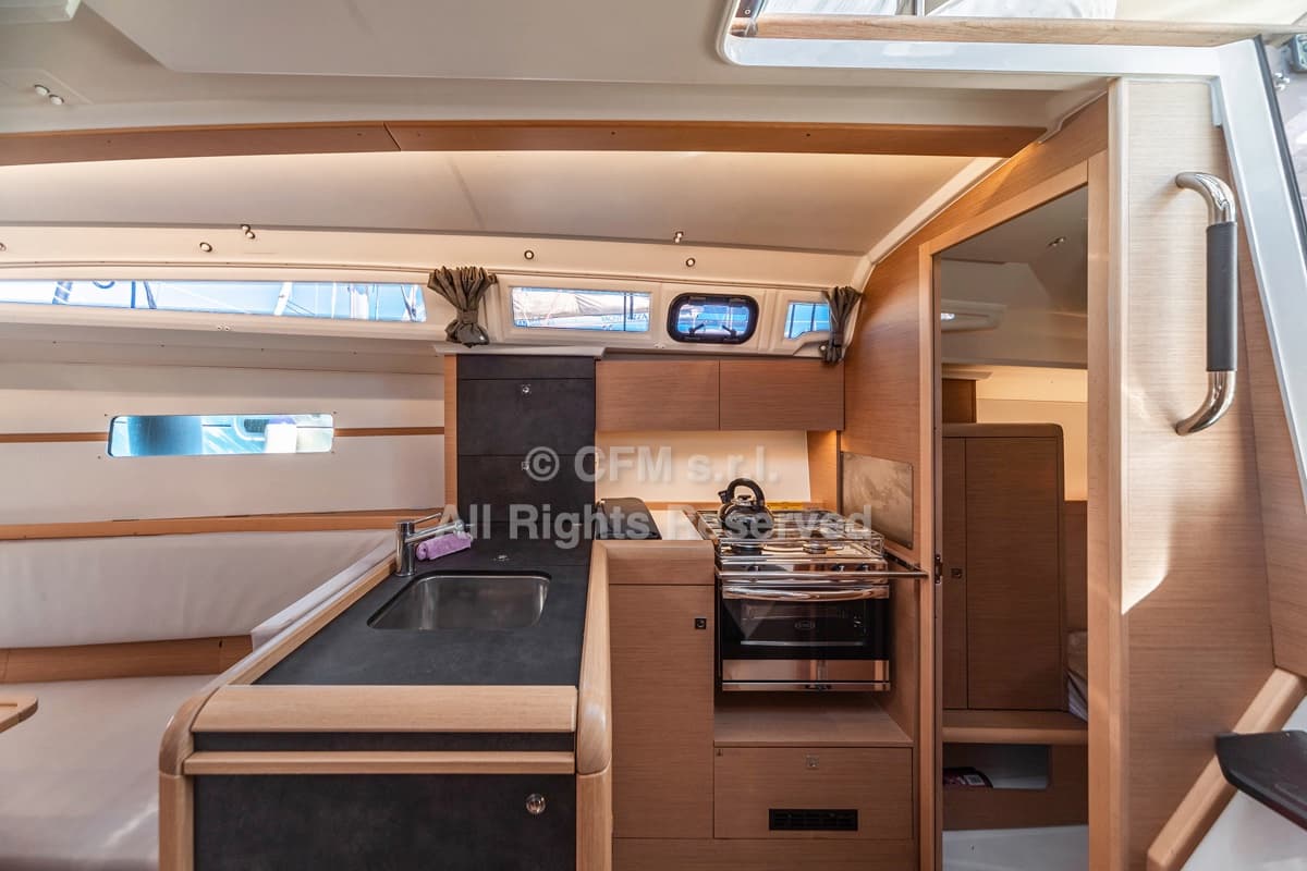 Sun Odyssey 349 - photo 9