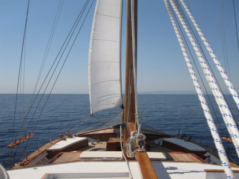 Motor sailer - photo 20