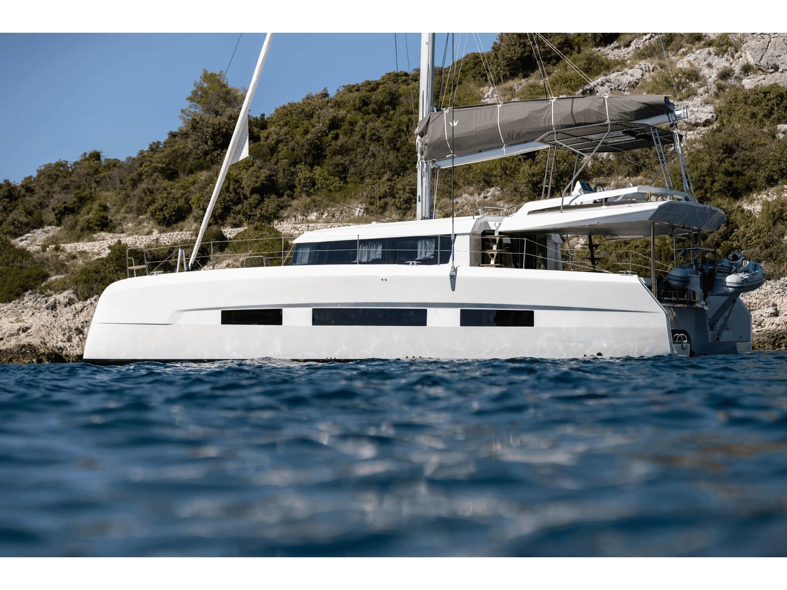 Dufour Catamaran 48 - photo