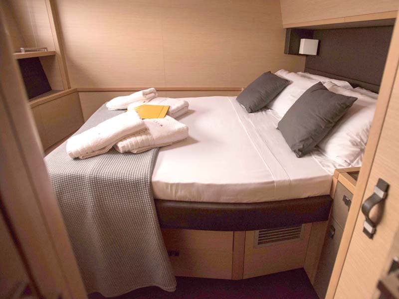 Lagoon 620 - photo 19