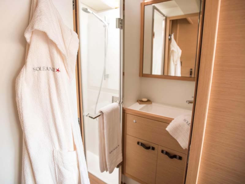 Lagoon 620 - photo 7