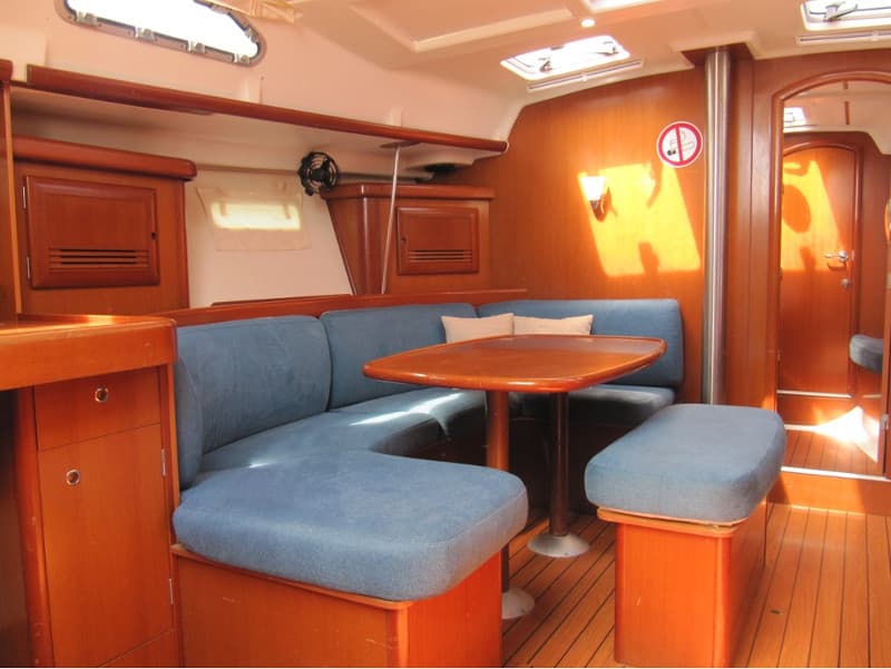 Oceanis 393 - photo 10