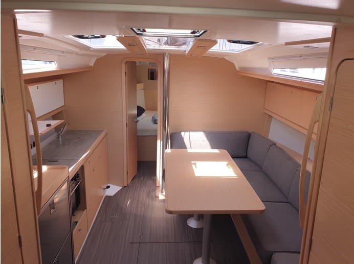 Dufour 390 Grand Large - photo 7