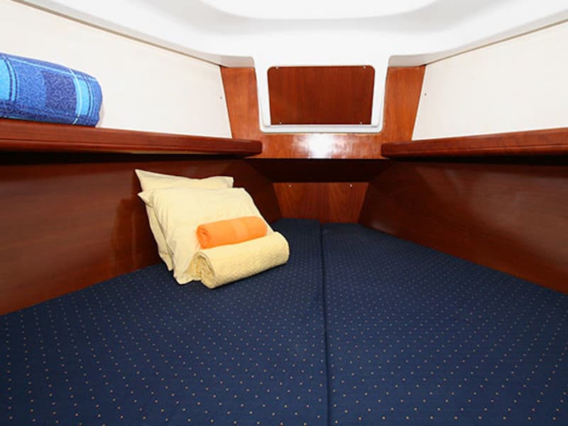 Oceanis 331 - photo 9