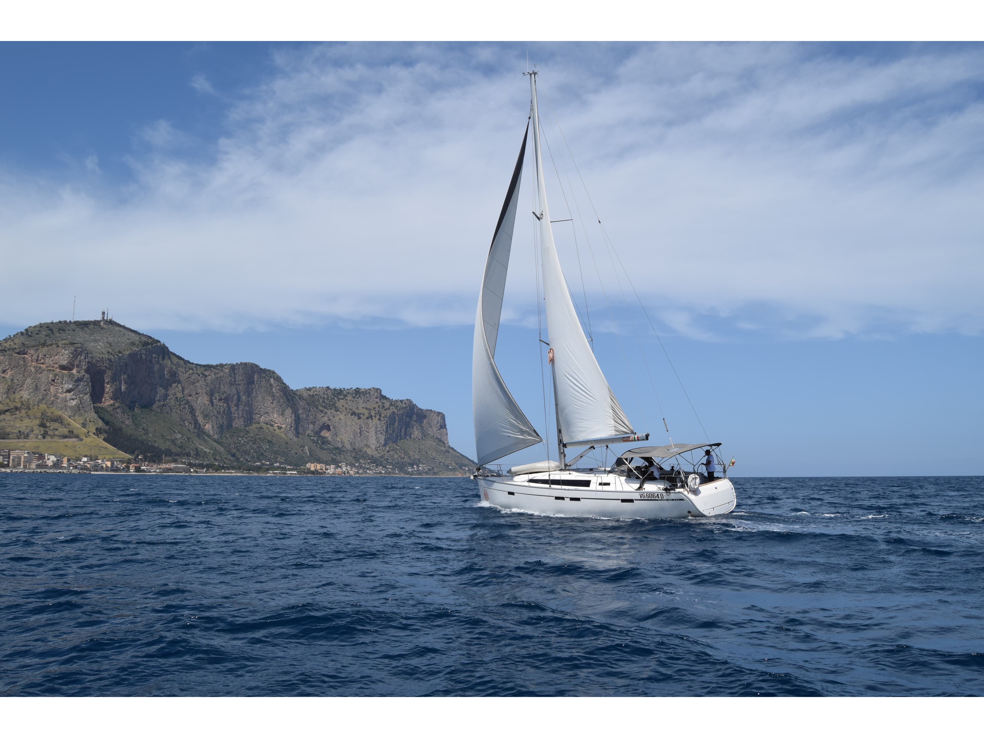 Bavaria Cruiser 46 - photo