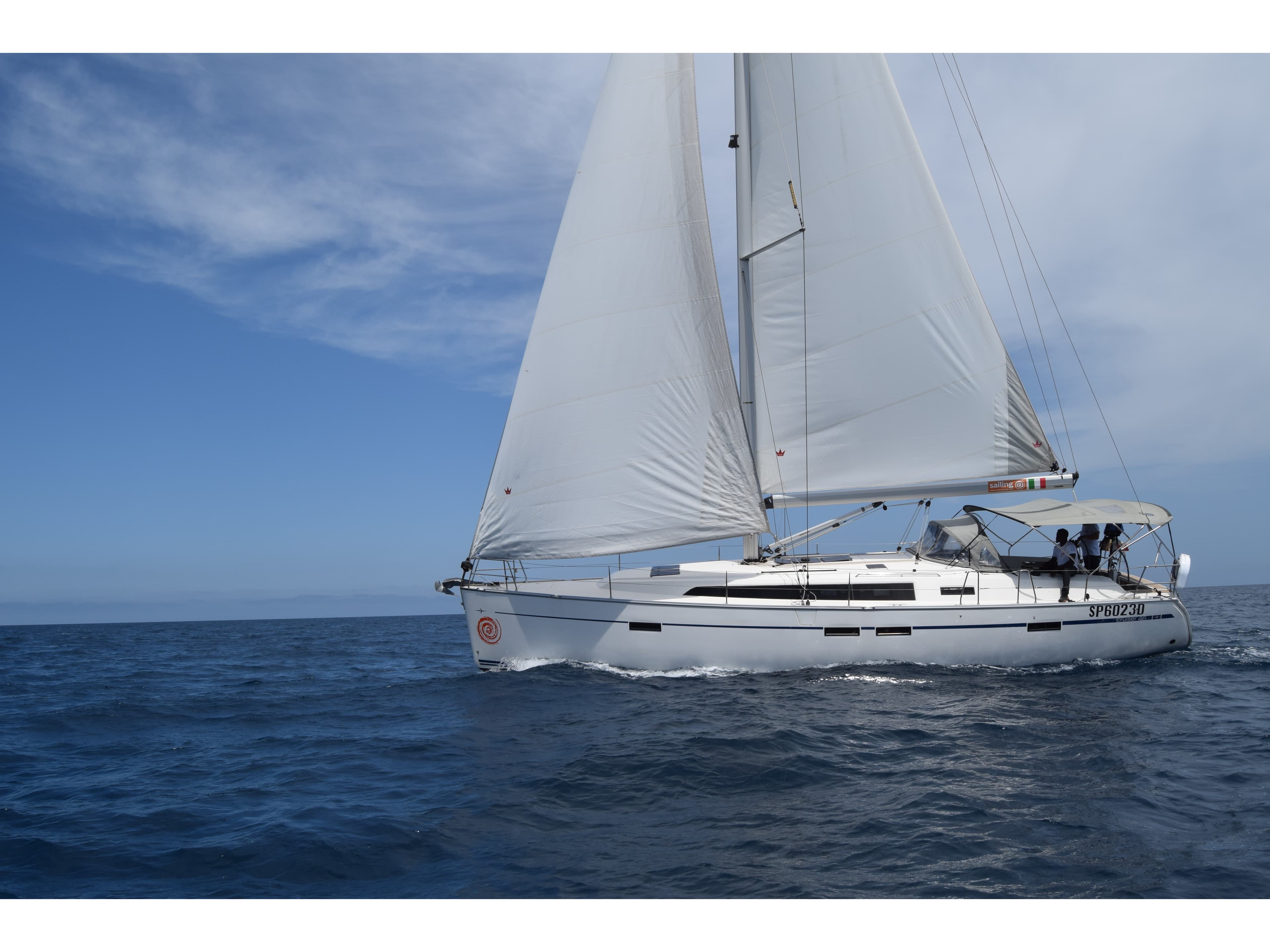 Bavaria Cruiser 46 - photo