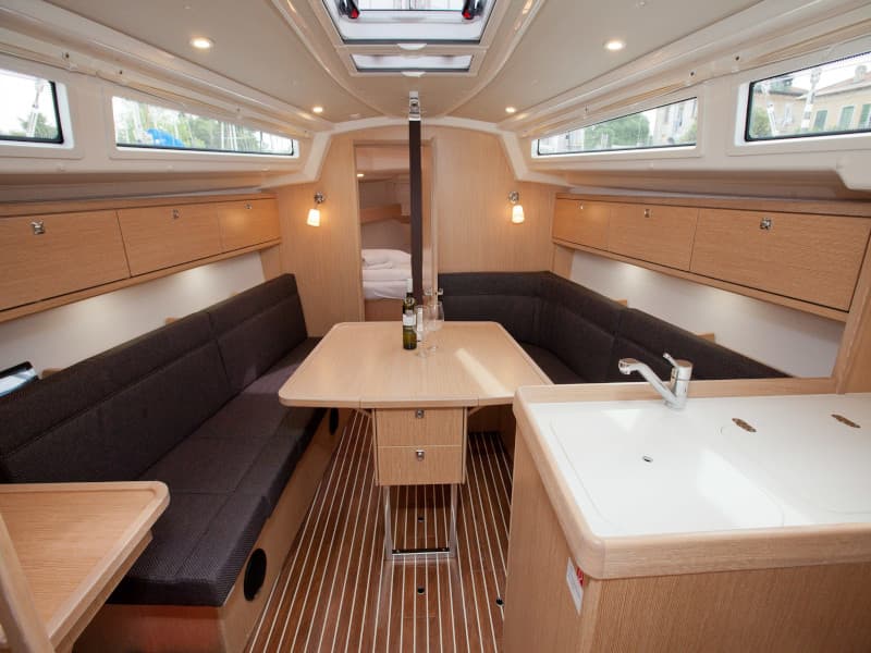 Bavaria Cruiser 34 Style - photo 14