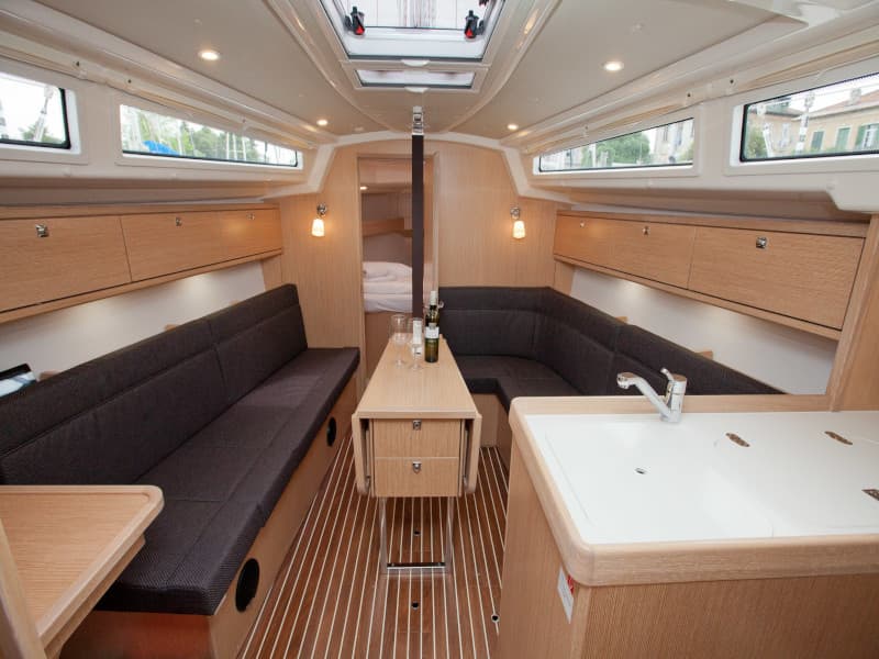 Bavaria Cruiser 34 Style - photo 4