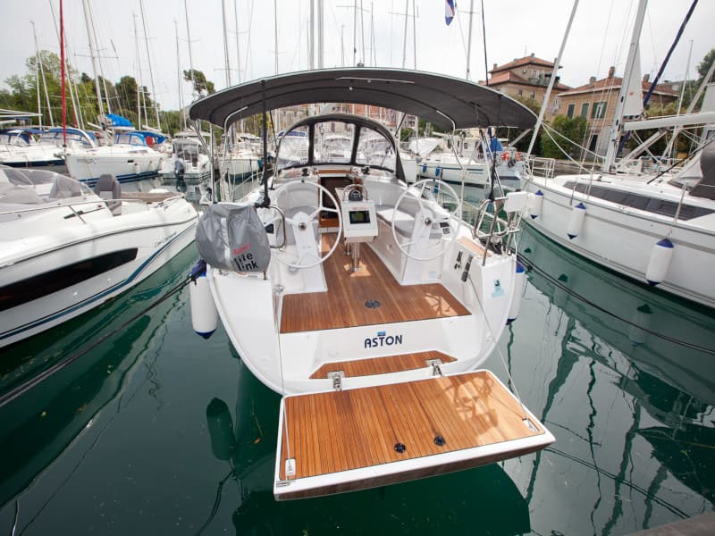 Bavaria Cruiser 34 Style - photo 8