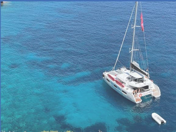 Lagoon 46  - photo 9