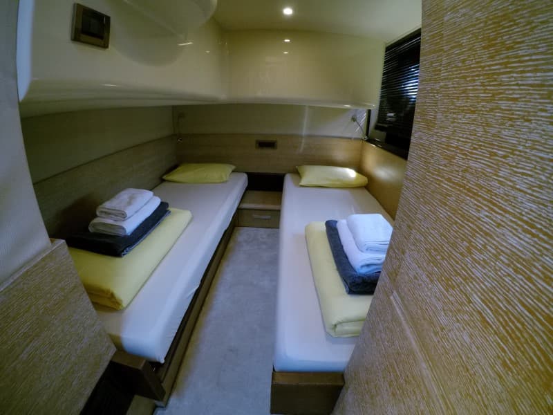 Azimut 47 - photo 17