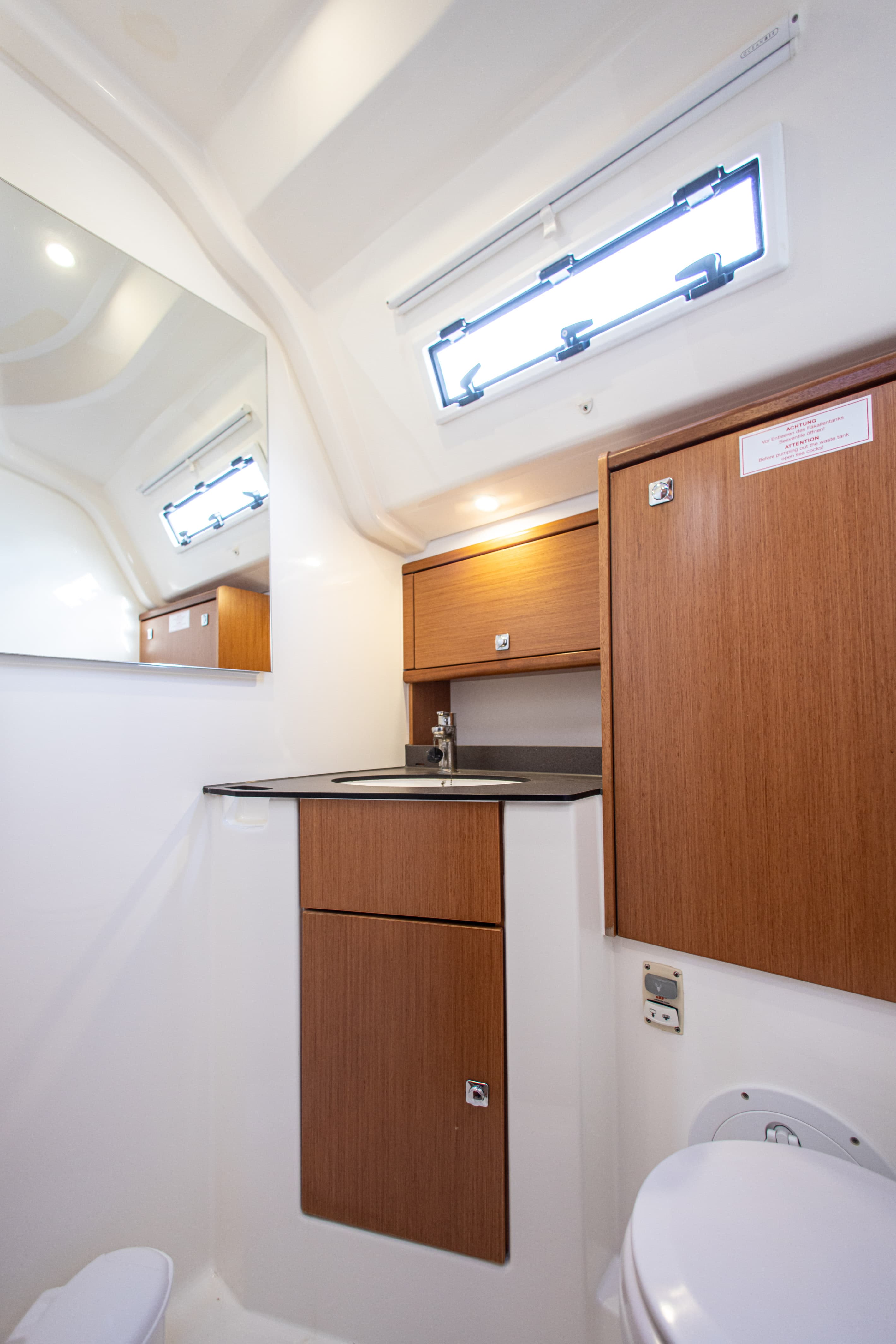 Bavaria Cruiser 51 - photo 29