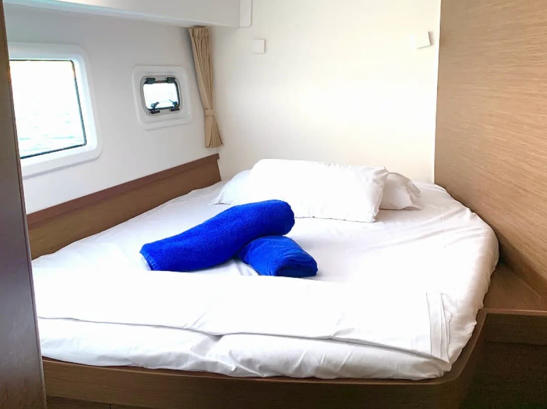 Lagoon 42 - photo 14