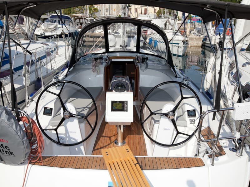 Bavaria Cruiser 34 Style - photo 25