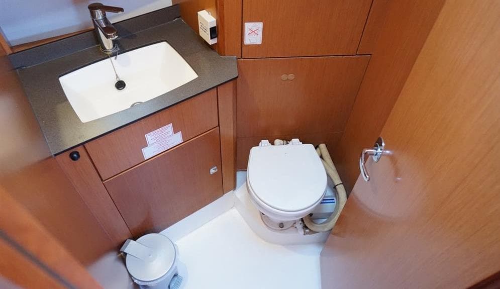 Bavaria Cruiser 41 - photo 31