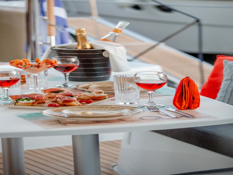 Lagoon 46  - photo 4