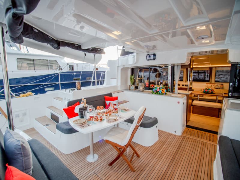 Lagoon 46  - photo 9