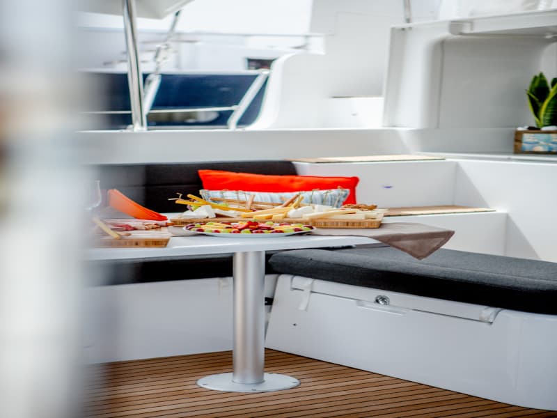 Lagoon 46  - photo 16