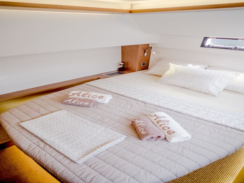 Lagoon 46  - photo 101