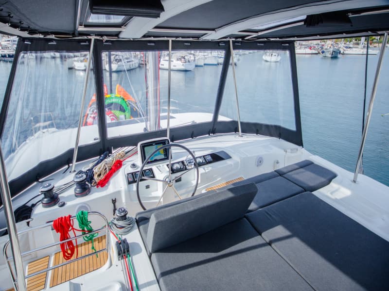 Lagoon 46  - photo 58