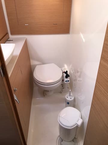 Dufour 390 Grand Large - photo 11