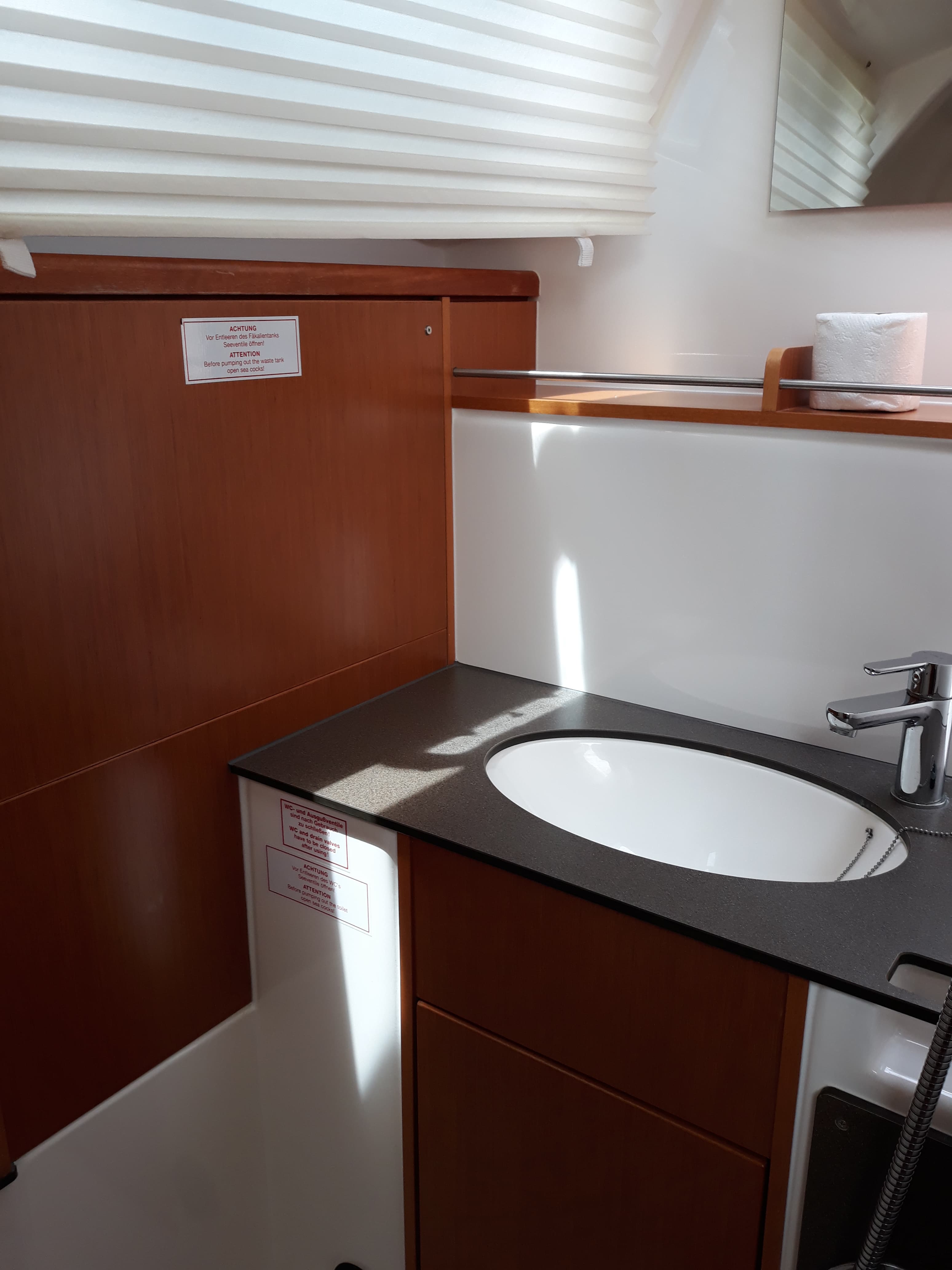 Bavaria Cruiser 37 - photo 10