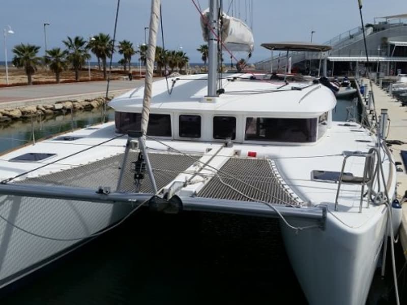 Lagoon 450 Fly - photo 17