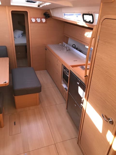 Dufour 460 Grand Large - photo 6