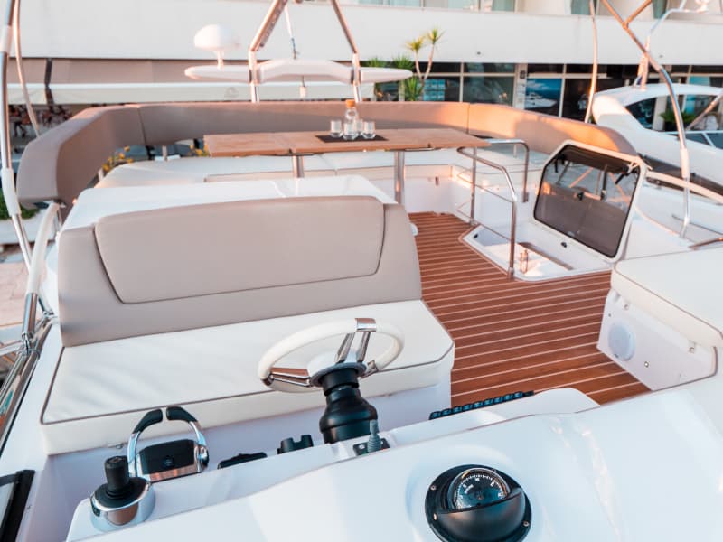 Sessa Fly 47 - photo 8