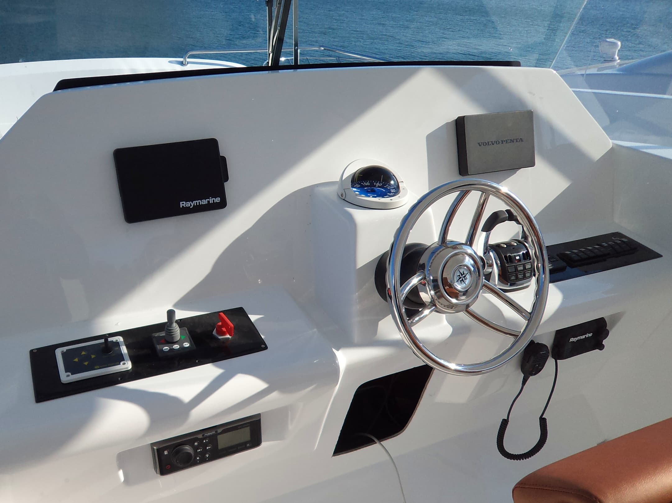 Power Catamaran - photo 18
