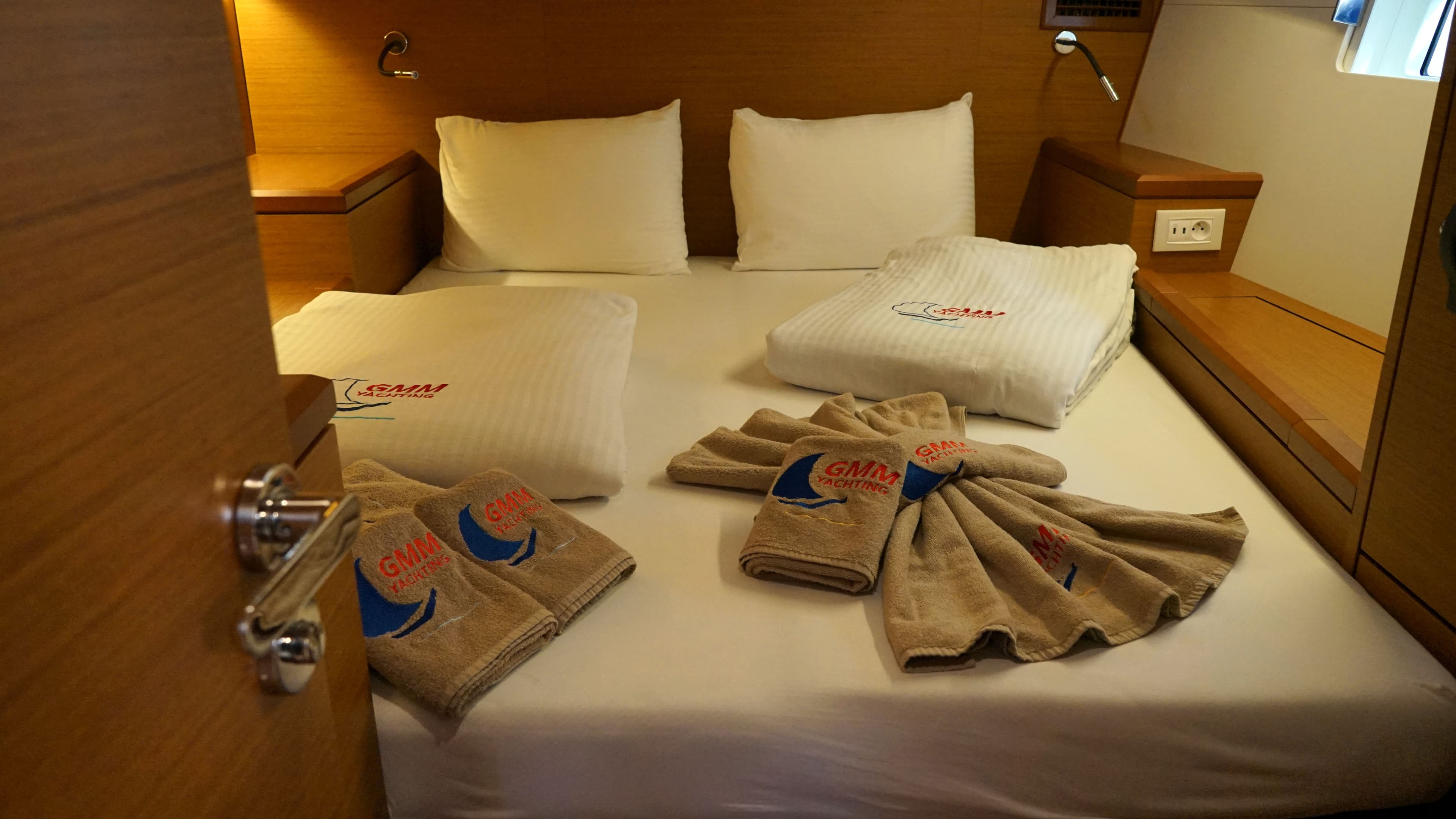 Jeanneau 51 - photo 12