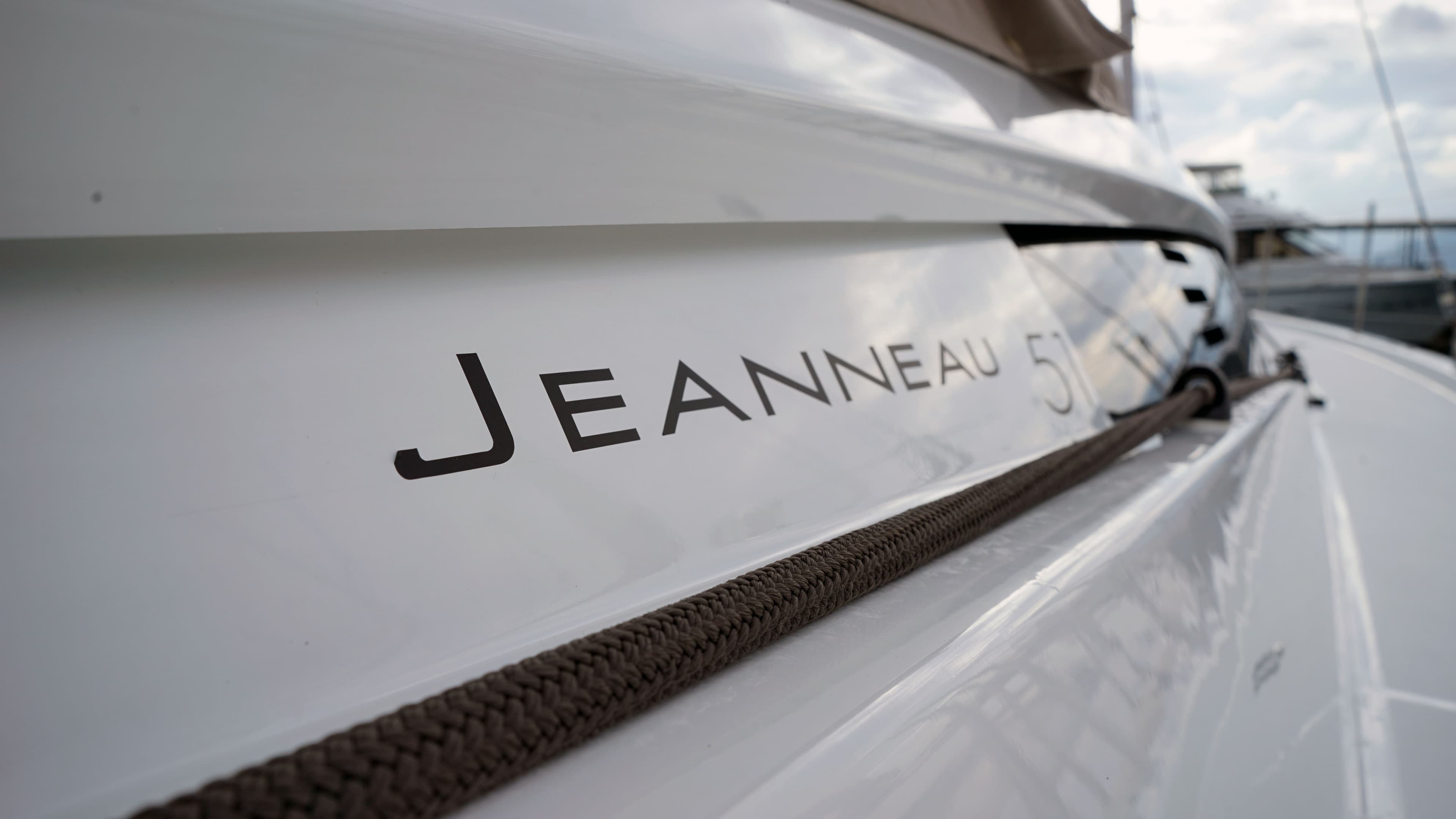 Jeanneau 51 - photo 20