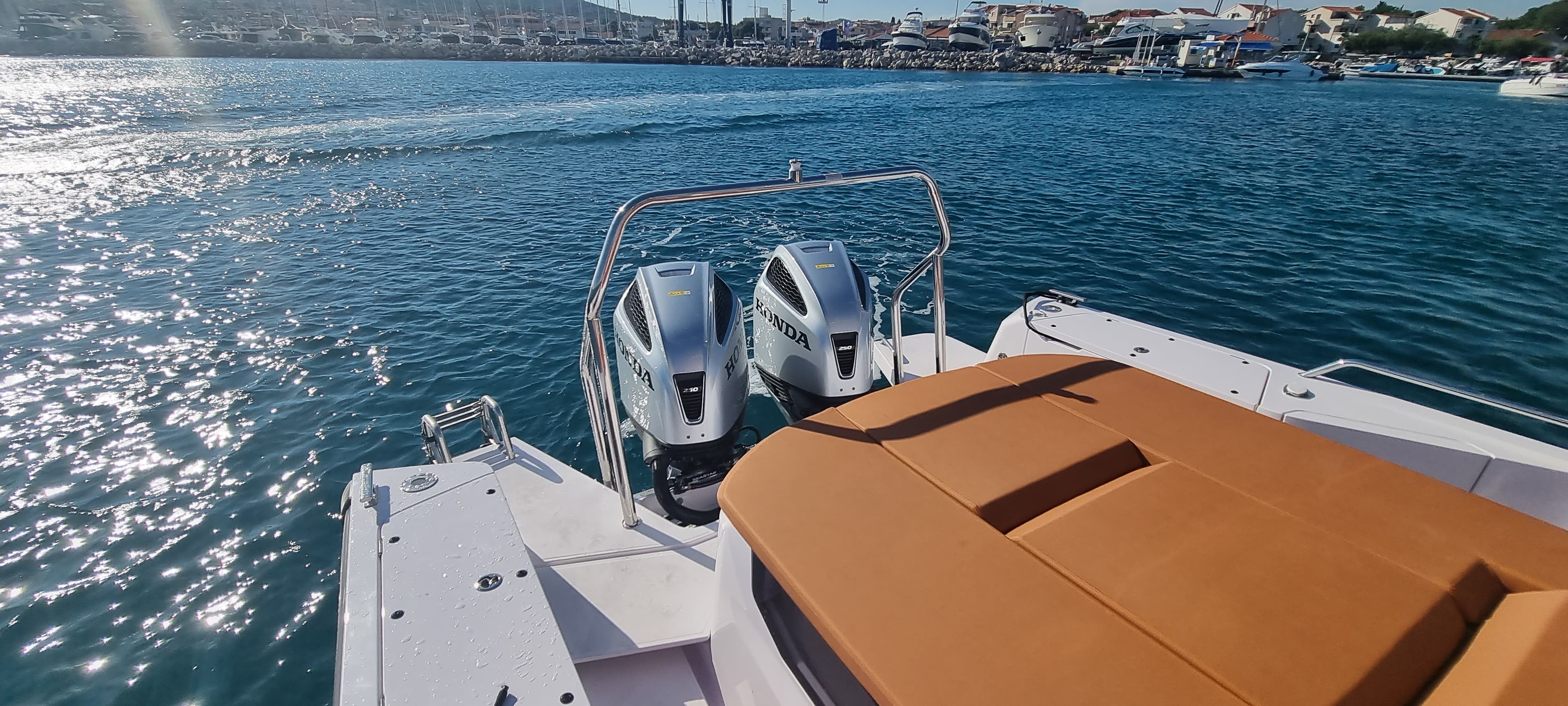 Axopar 37  Sun Top - photo 5